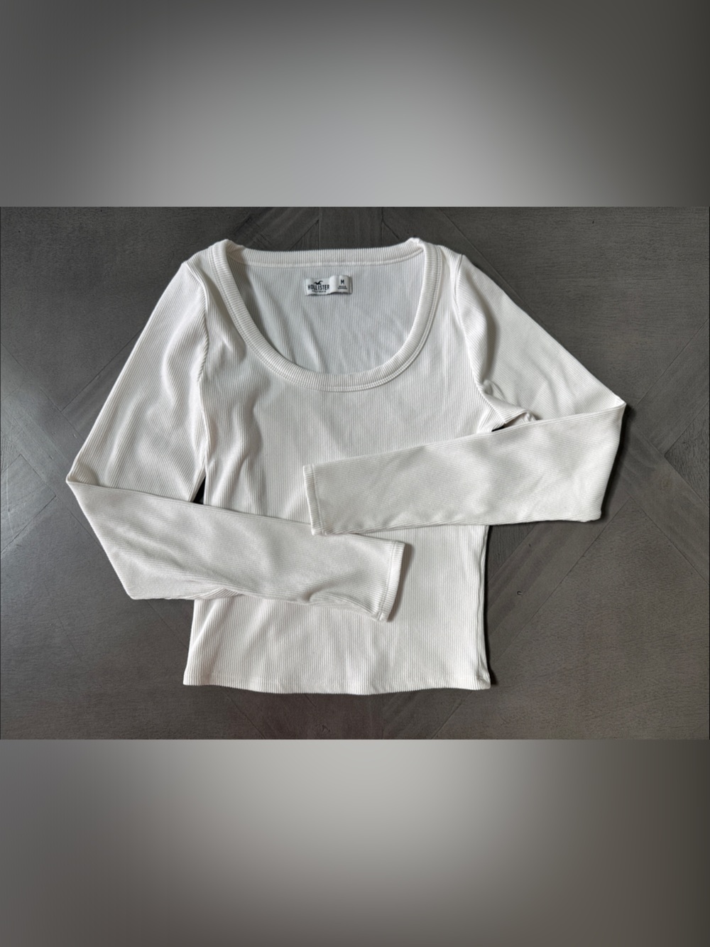 Hollister White Long Sleeve Scoop Neck Ribbed Top